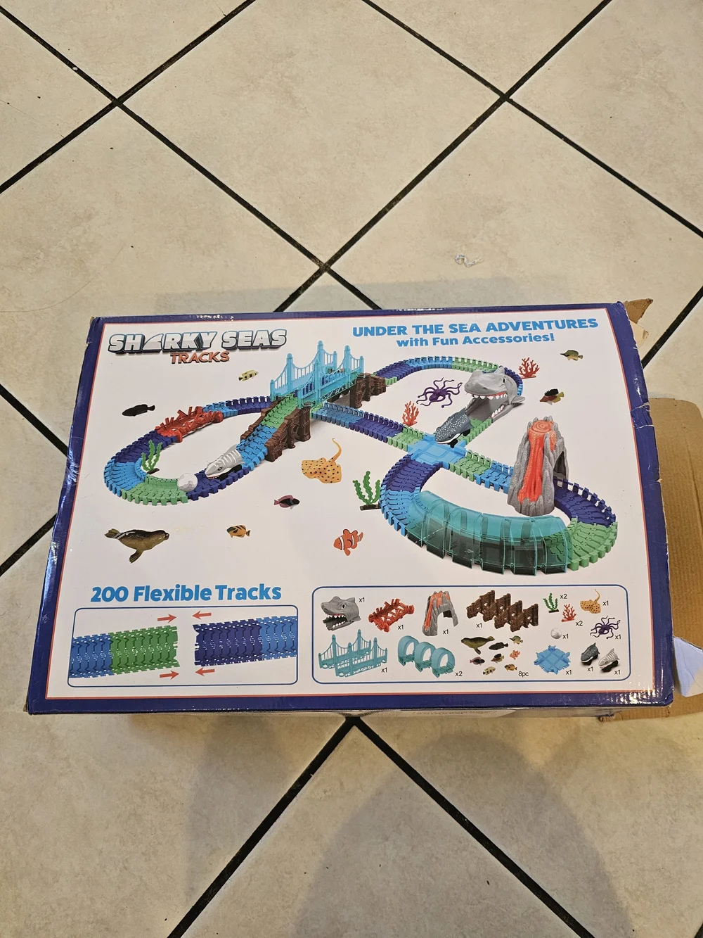 Flexible Blue & Green Race Track Glow In The Dark Playset for Kids